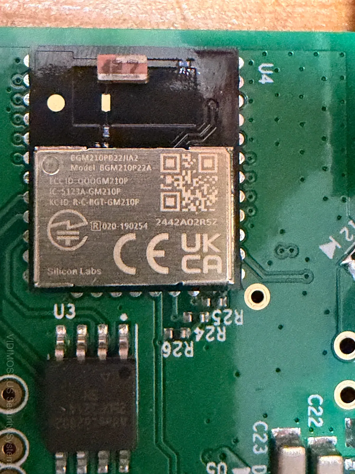 Inside the Paxton Solo: How NFC and Bluetooth Unlock Doors Without Batteries